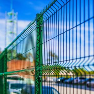 Забор сетки: надежное и практичное решение для ограждения